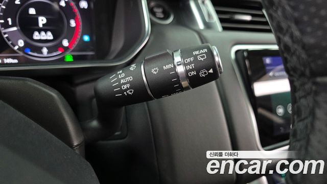 Land Rover Range Rover Sport 2019 — photo 28