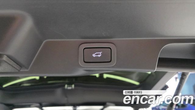 Land Rover Range Rover Sport 2019 — photo 33