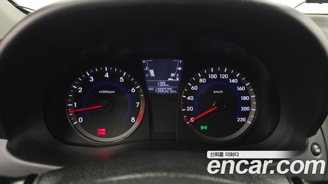 Hyundai Accent 2015 — photo 11
