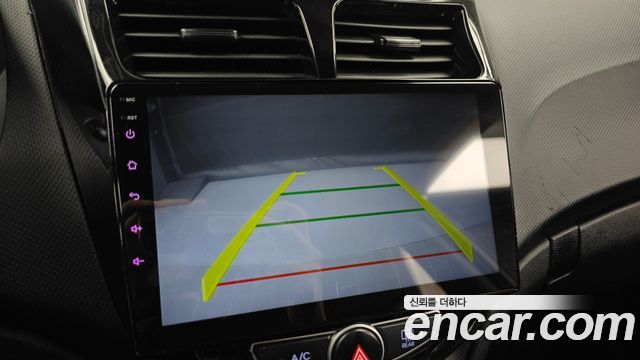Hyundai Accent 2015 — photo 22