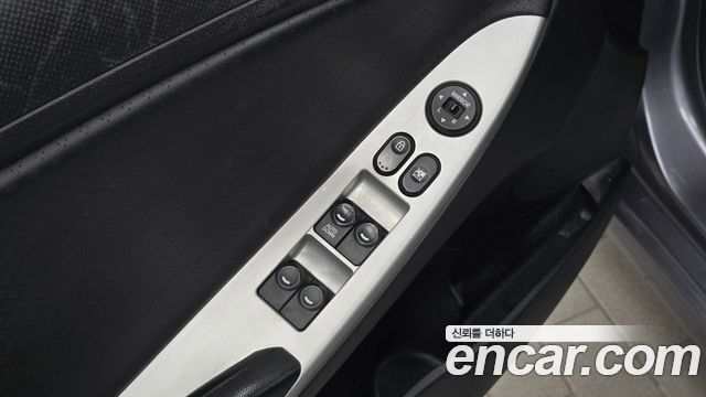 Hyundai Accent 2015 — photo 25