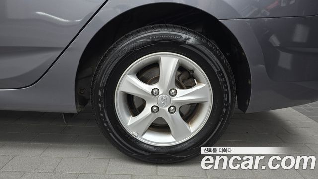 Hyundai Accent 2015 — photo 7