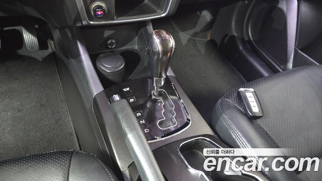 KG Mobility KORANDO 2015 — photo 12