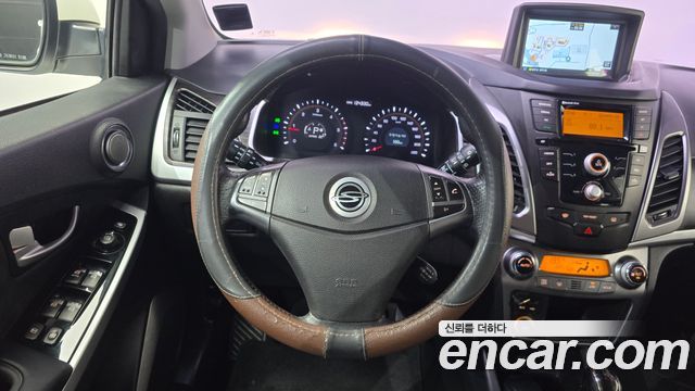 KG Mobility KORANDO 2015 — photo 18