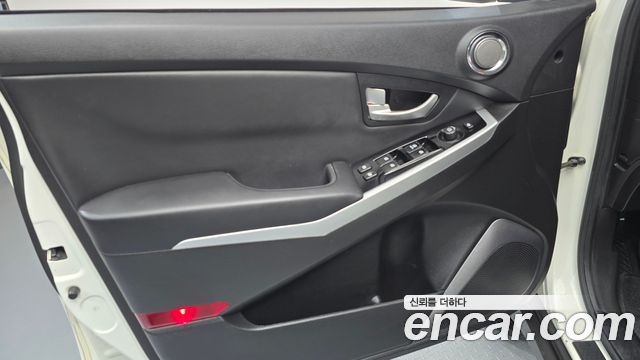 KG Mobility KORANDO 2015 — photo 14