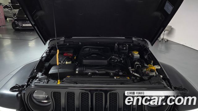 Jeep Wrangler 2022 — photo 6