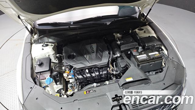 Hyundai Grandeur 2023 — photo 6