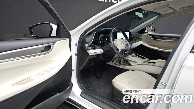 Hyundai Grandeur 2023 — photo 10