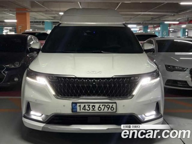 Kia Canival 2022 — photo 1