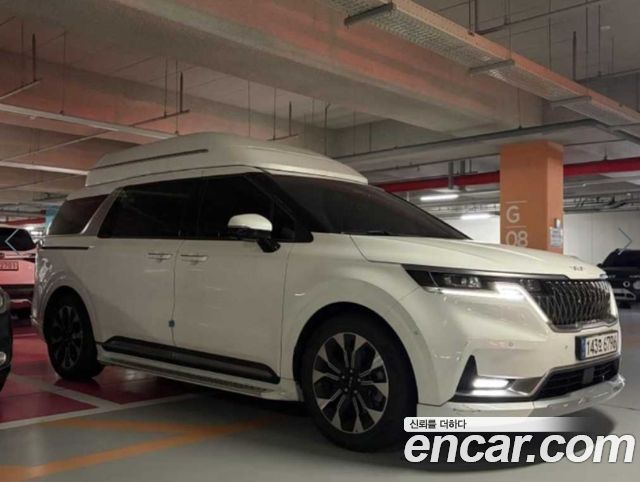 Kia Canival 2022 — photo 2