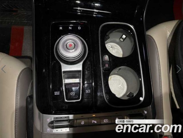 Kia Canival 2022 — photo 12