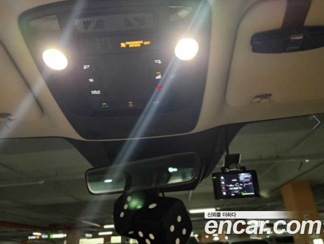 Kia Canival 2022 — photo 18