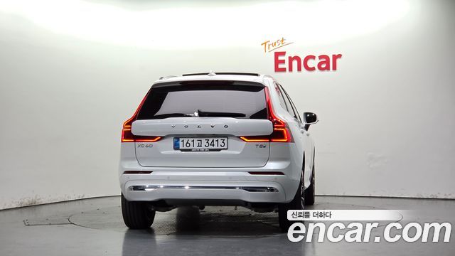 Volvo XC60 2026 — photo 4