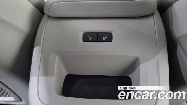 Volvo XC60 2026 — photo 24