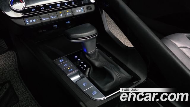Hyundai AVANTE 2023 — photo 9