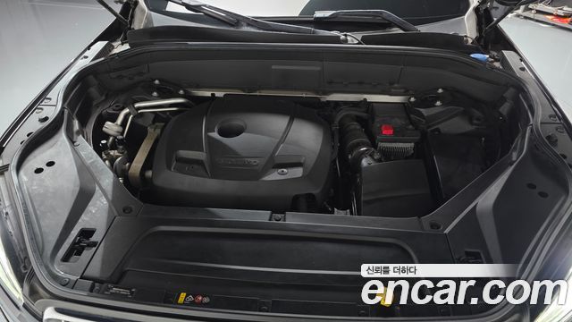 Volvo XC90 2017 — photo 6