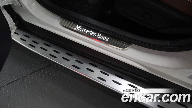 Mercedes-Benz GLC-Class 2023 — photo 23