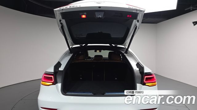 Mercedes-Benz GLC-Class 2023 — photo 26