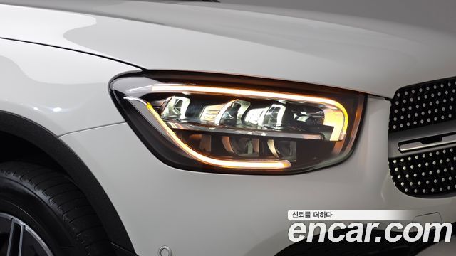 Mercedes-Benz GLC-Class 2023 — photo 8