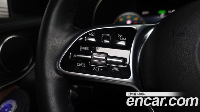 Mercedes-Benz GLC-Class 2023 — photo 35