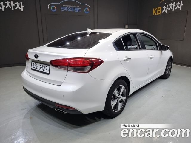 Kia K3 2018 — photo 3