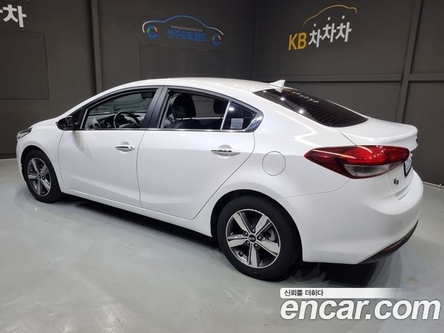 Kia K3 2018 — photo 5