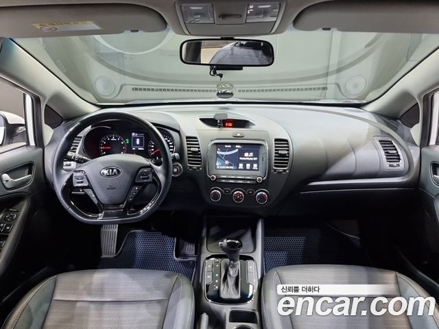 Kia K3 2018 — photo 17