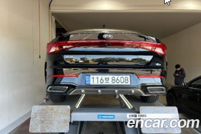 Kia K5 2021 — photo 2