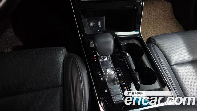 Kia K7 2020 — photo 12