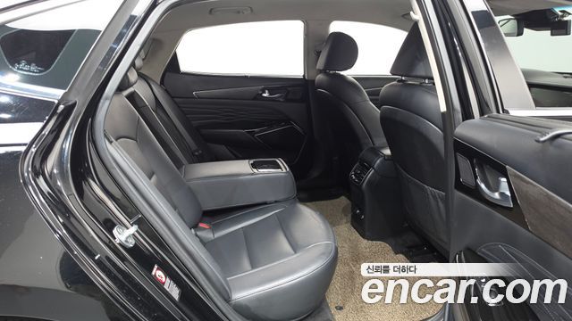 Kia K7 2020 — photo 17