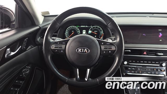 Kia K7 2020 — photo 18