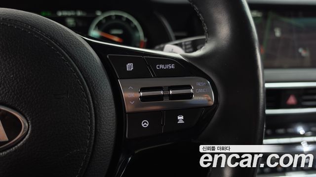Kia K7 2020 — photo 22