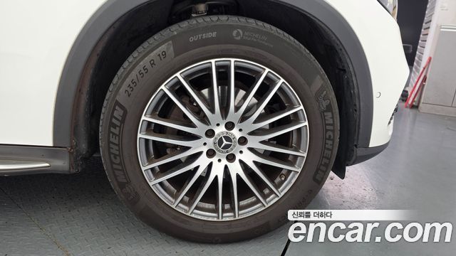 Mercedes-Benz GLC-Class 2024 — photo 5