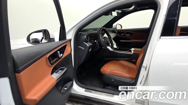 Mercedes-Benz GLC-Class 2024 — photo 13