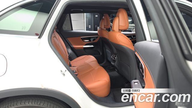 Mercedes-Benz GLC-Class 2024 — photo 18