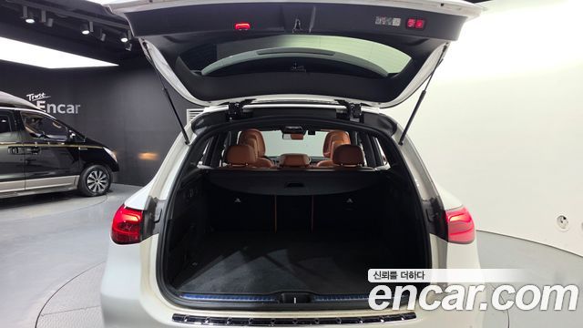 Mercedes-Benz GLC-Class 2024 — photo 26