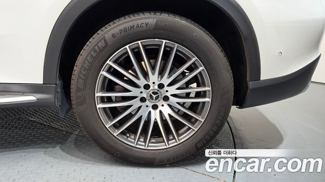 Mercedes-Benz GLC-Class 2024 — photo 7