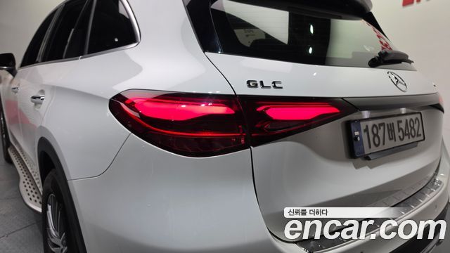 Mercedes-Benz GLC-Class 2024 — photo 9