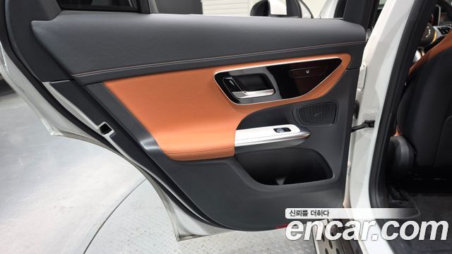 Mercedes-Benz GLC-Class 2024 — photo 15