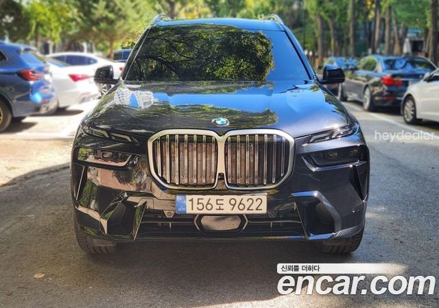 BMW X7 2025 — photo 1