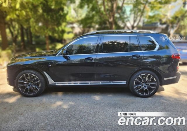 BMW X7 2025 — photo 3