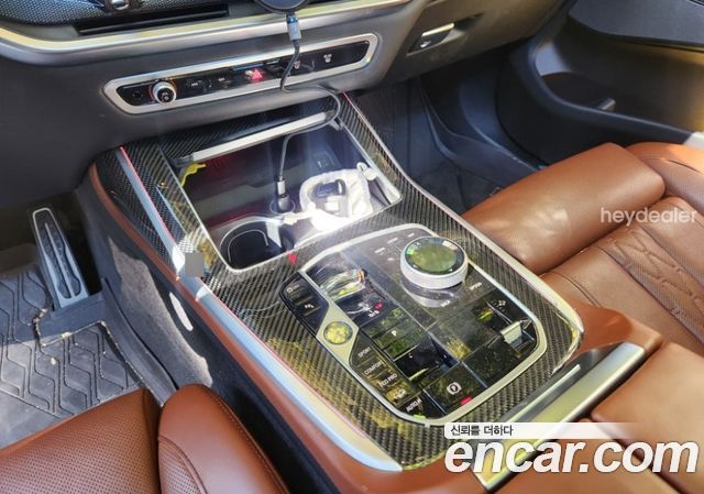 BMW X7 2025 — photo 9