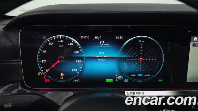 Mercedes-Benz E-Class 2022 — photo 11