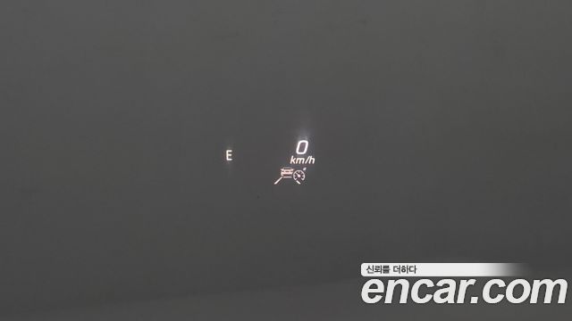 Mercedes-Benz E-Class 2022 — photo 32