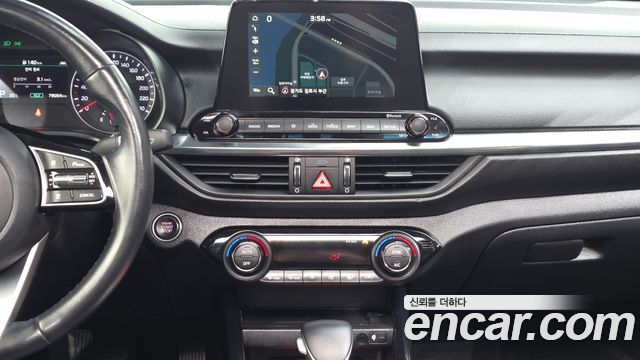 Kia K3 2020 — photo 13