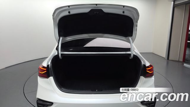 Kia K3 2020 — photo 20
