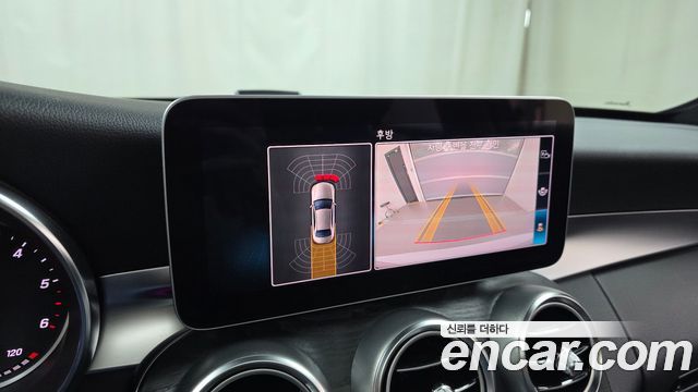 Mercedes-Benz C-Class 2019 — photo 21