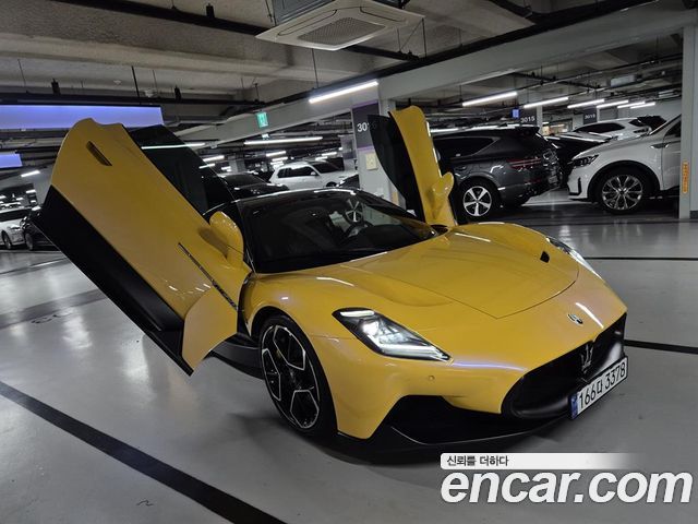 Maserati MC20 2023 — photo 20