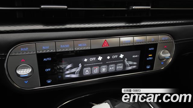 Genesis G90 2022 — photo 29