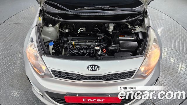 Kia pride 2016 — photo 6